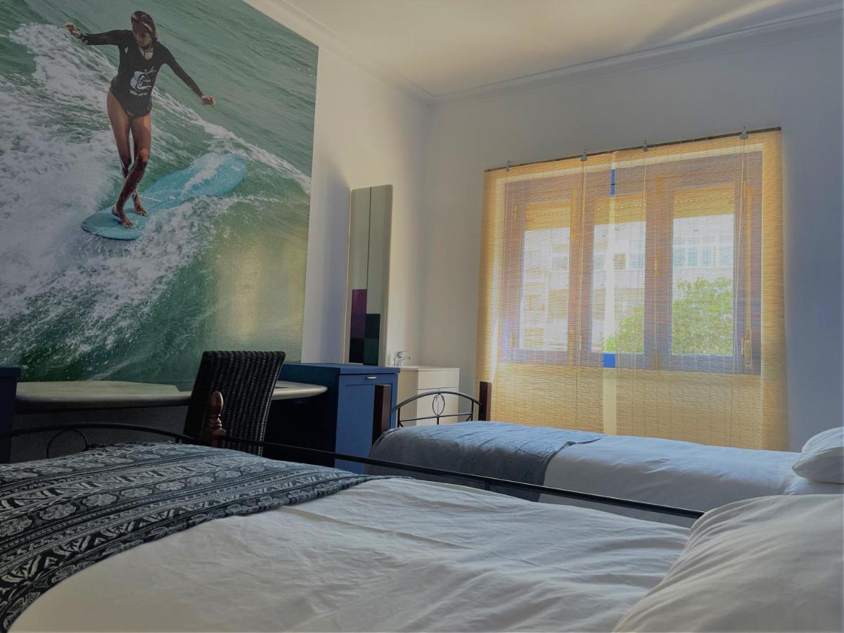 Ateliersurf29 Guest House Almada Exteriör bild